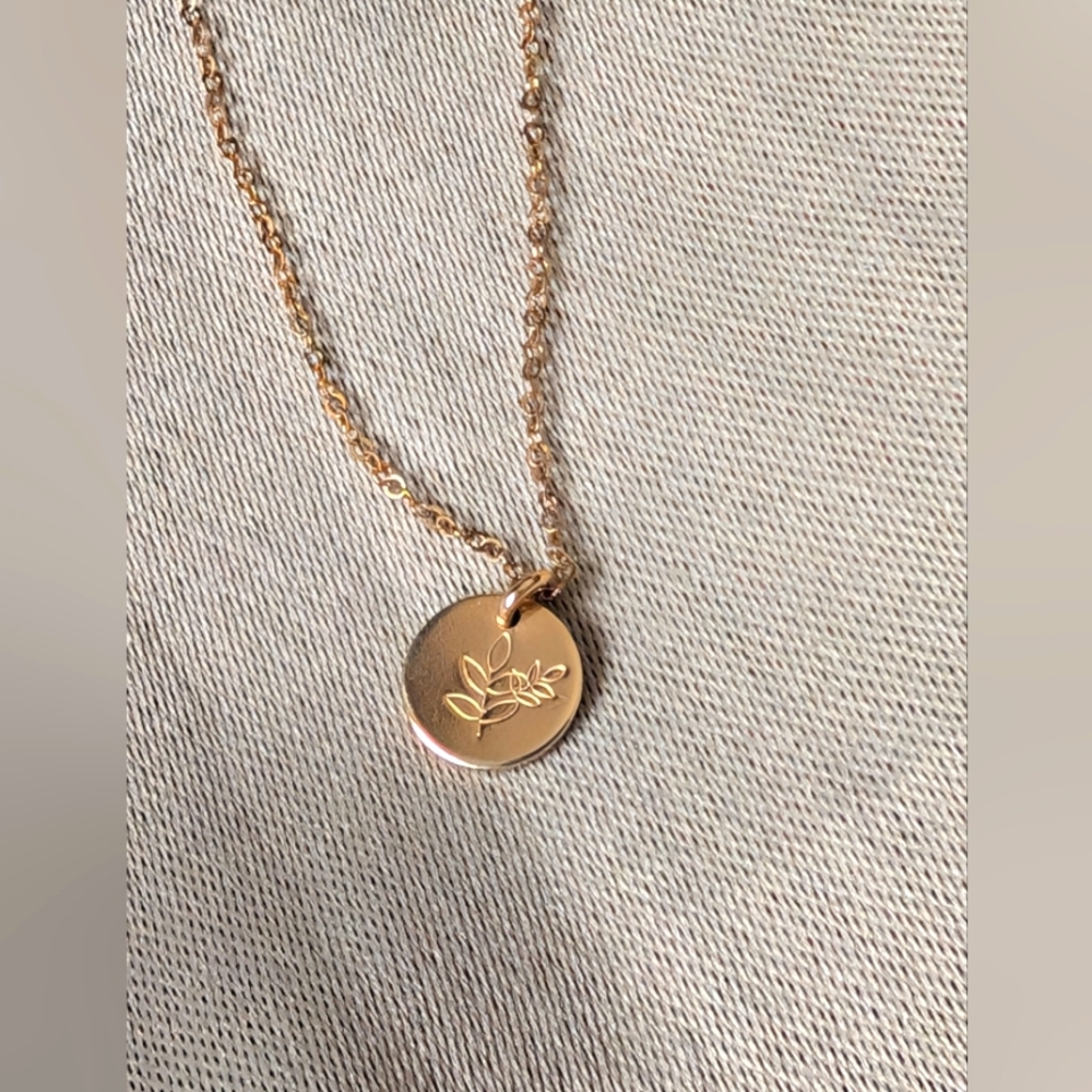 Able Mini Tag Necklace